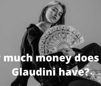 How much money does Lola Glaudini have